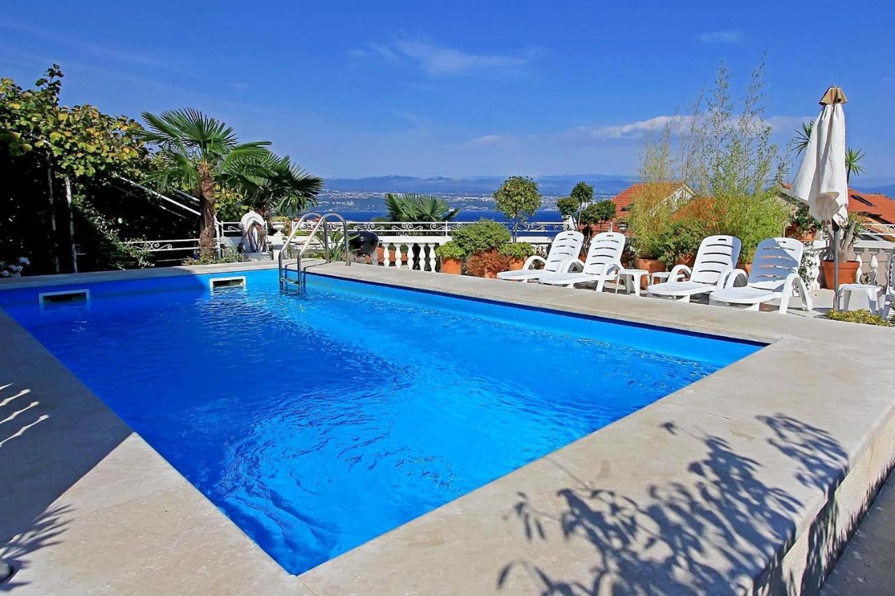 Family Friendly Apartments With A Swimming Pool Lovran, Opatija - 14178 Kültér fotó