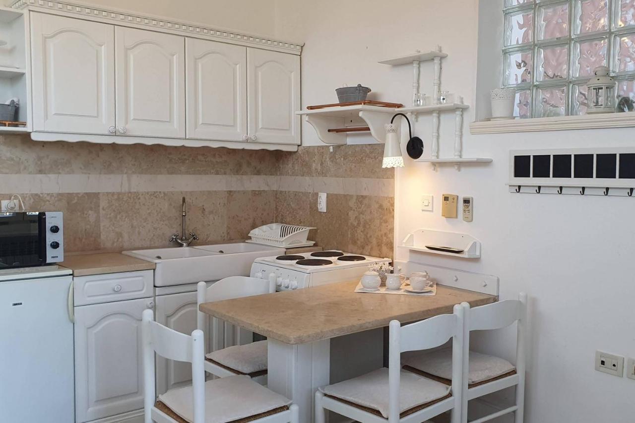 Family Friendly Apartments With A Swimming Pool Lovran, Opatija - 14178 Kültér fotó