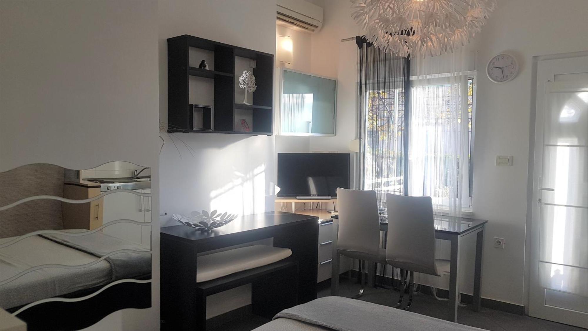 Family Friendly Apartments With A Swimming Pool Lovran, Opatija - 14178 Kültér fotó