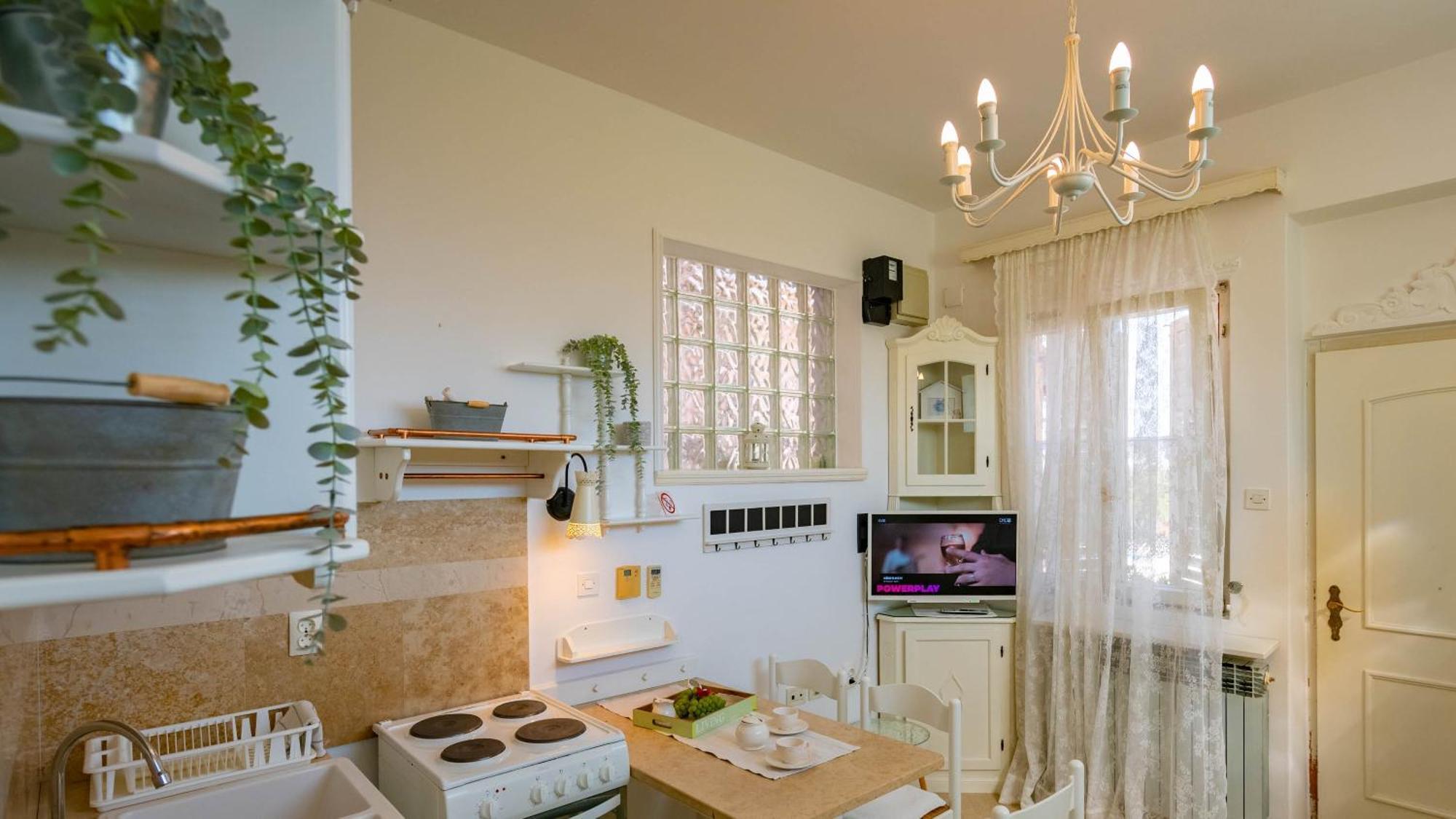 Family Friendly Apartments With A Swimming Pool Lovran, Opatija - 14178 Szoba fotó