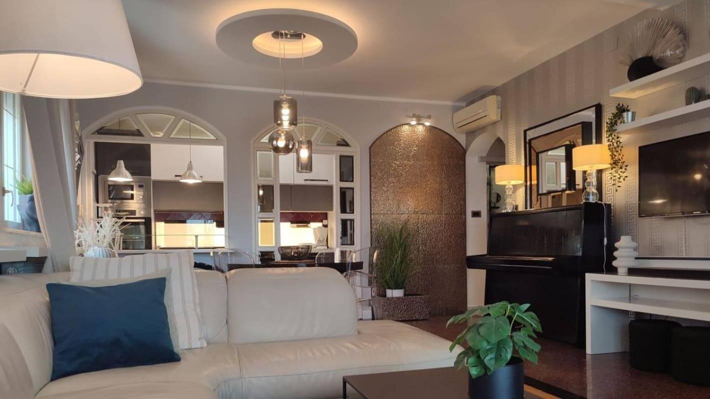 Family Friendly Apartments With A Swimming Pool Lovran, Opatija - 14178 Szoba fotó